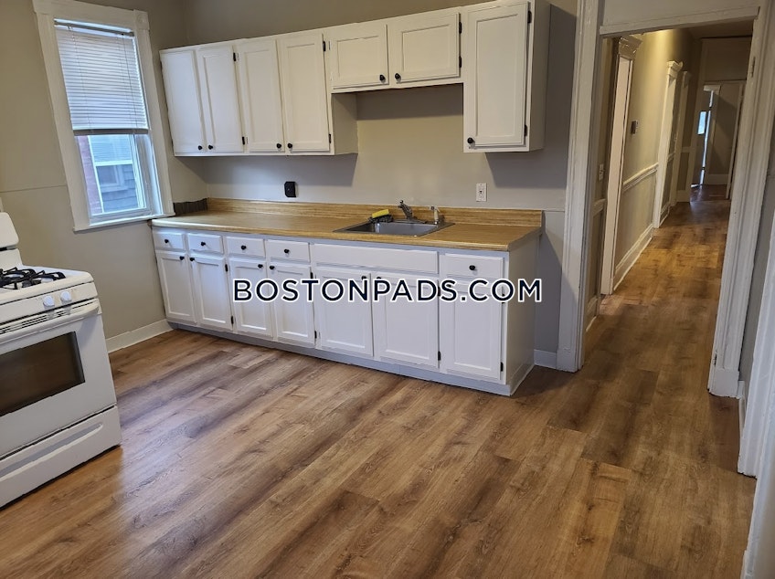 Boston - $3,300 /month