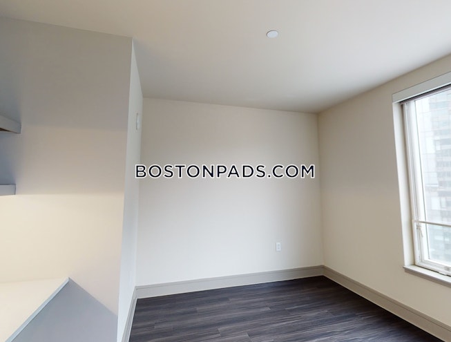 Boston - $4,895 /mo