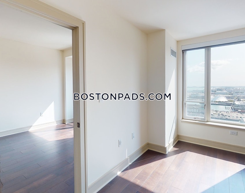 Boston - $4,895 /month