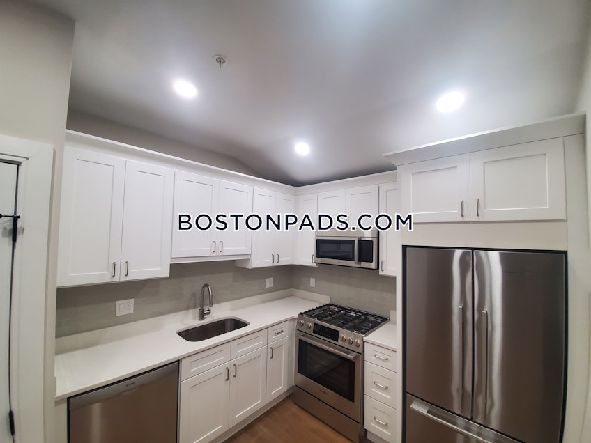 Boston - $3,895 /month