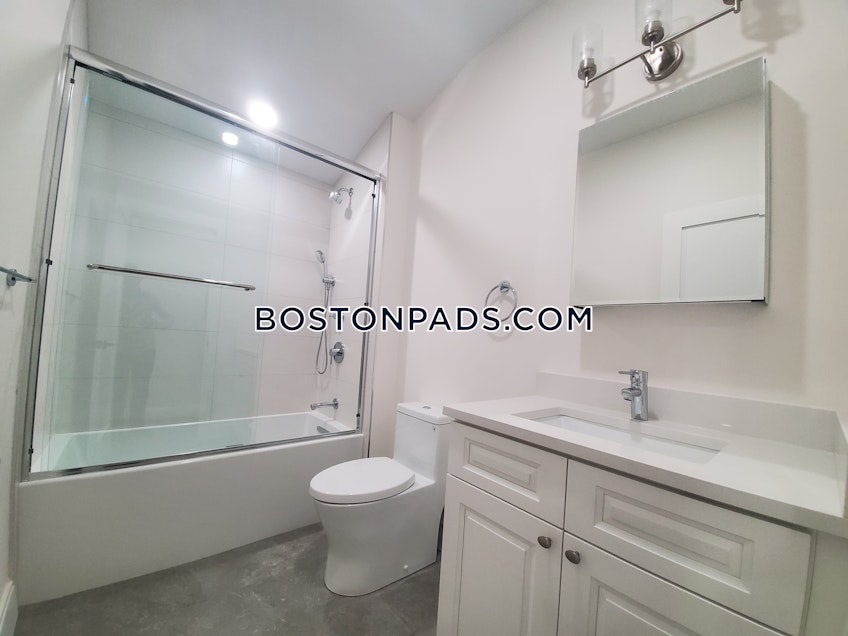 Boston - $3,895 /month