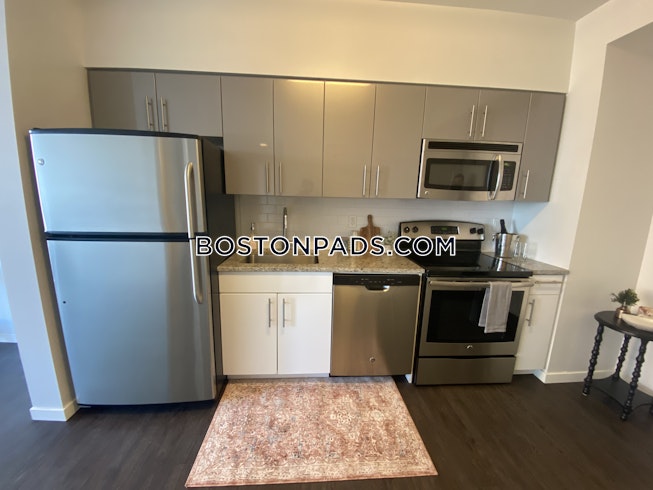 Boston - $3,285 /mo