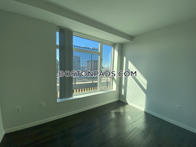 Boston - $5,295 /mo