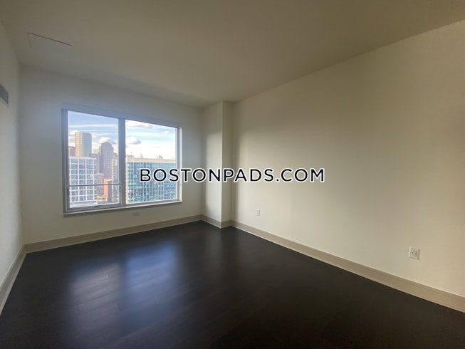 Boston - $8,718 /mo
