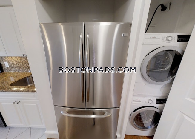 Boston - $4,890 /mo