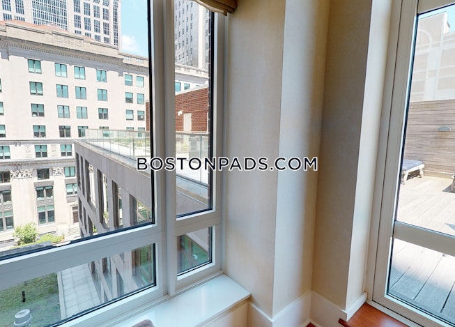 Boston - $3,636 /mo