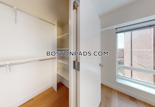 Boston - $5,750 /mo