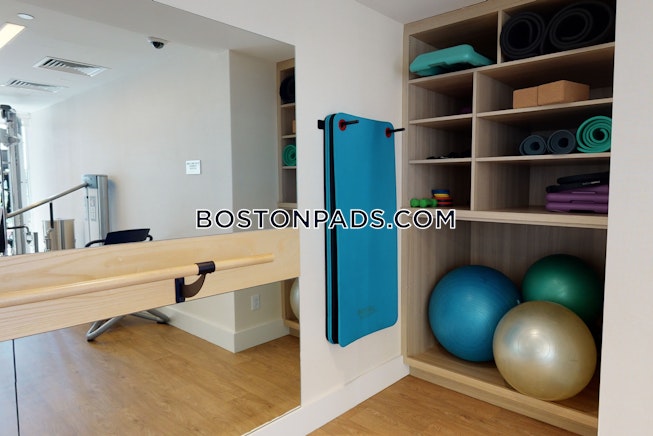 Boston - $4,375 /mo