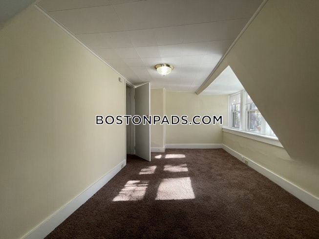 Boston - $1,625 /mo