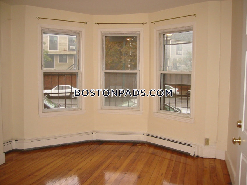 Boston - $3,750 /month