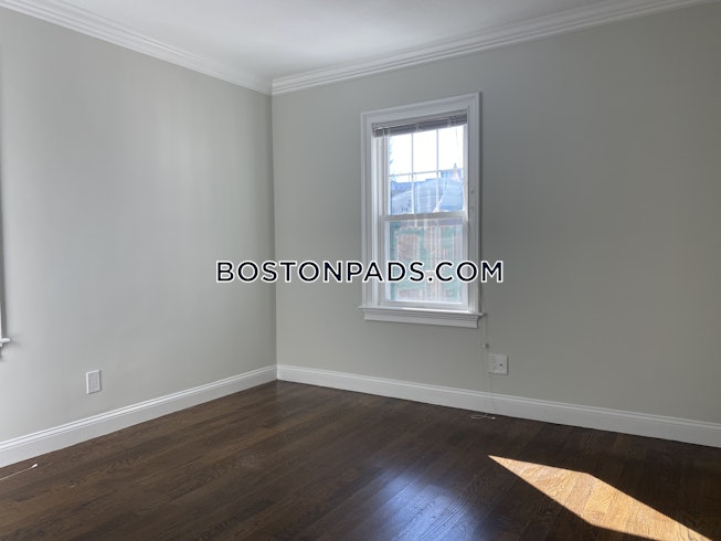 Boston - $3,075 /mo