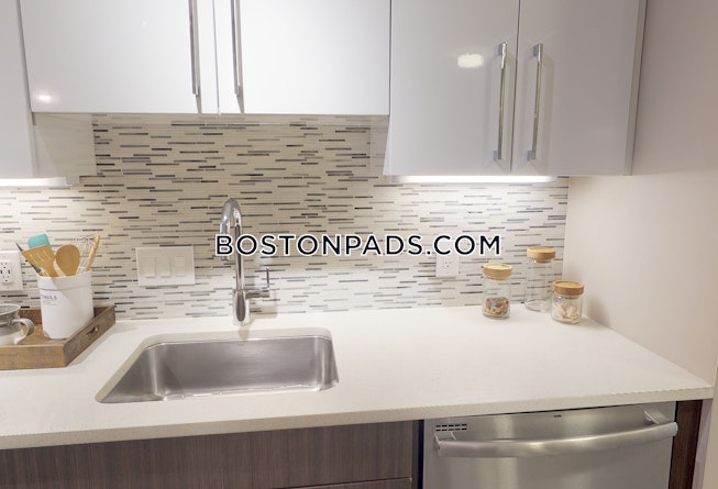 Boston - $5,520 /mo