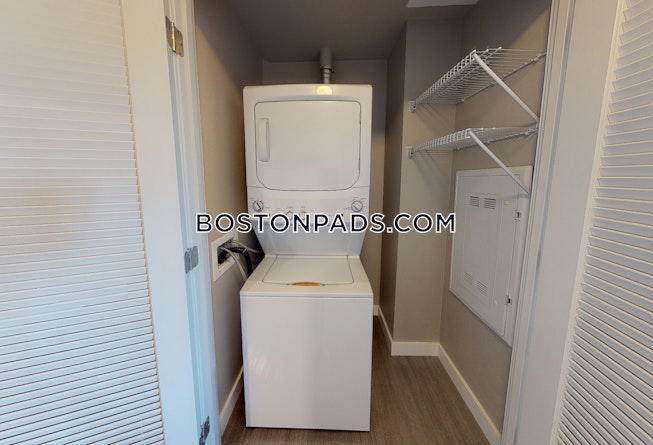 Boston - $4,345 /mo