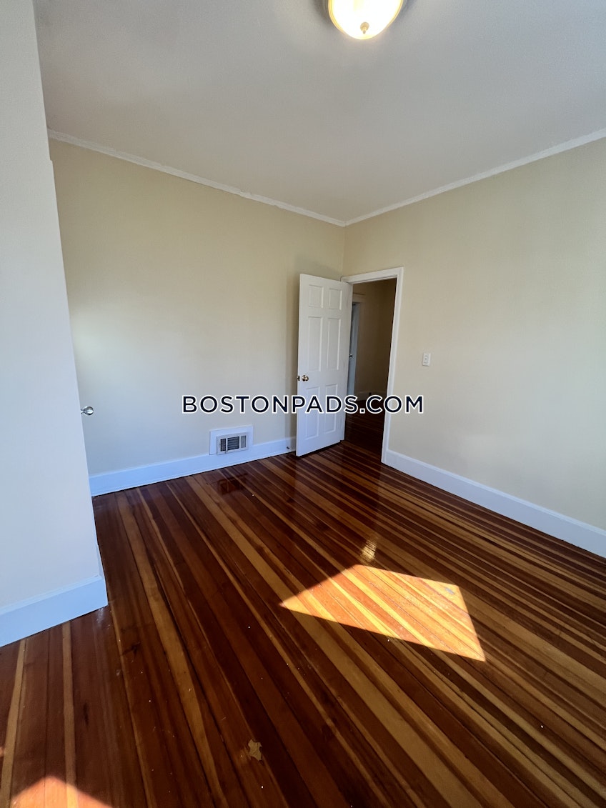 Boston - $2,500 /month