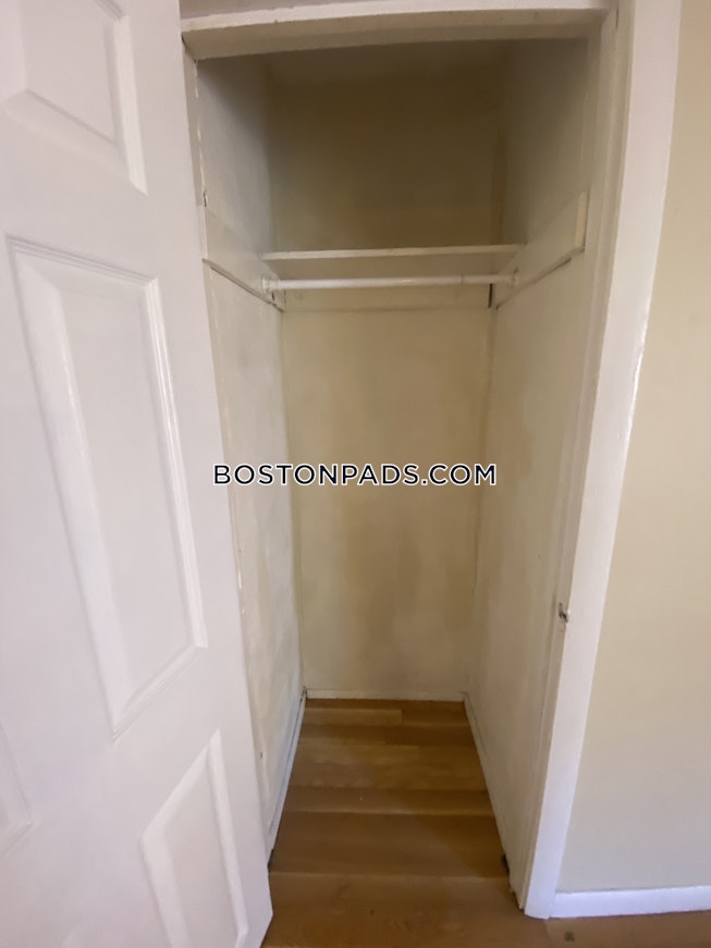 Boston - $3,200 /mo