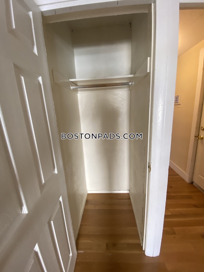 Boston - $3,200 /mo