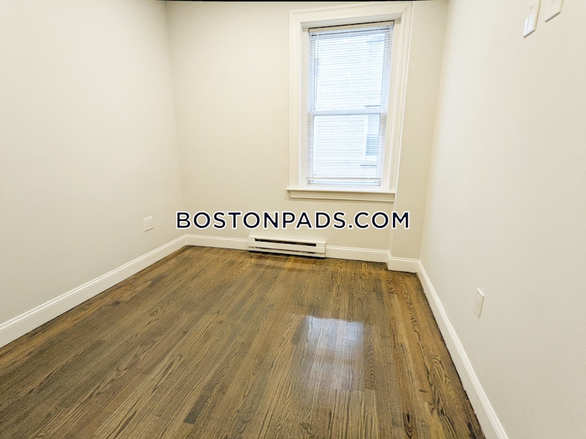 Boston - $3,950 /month