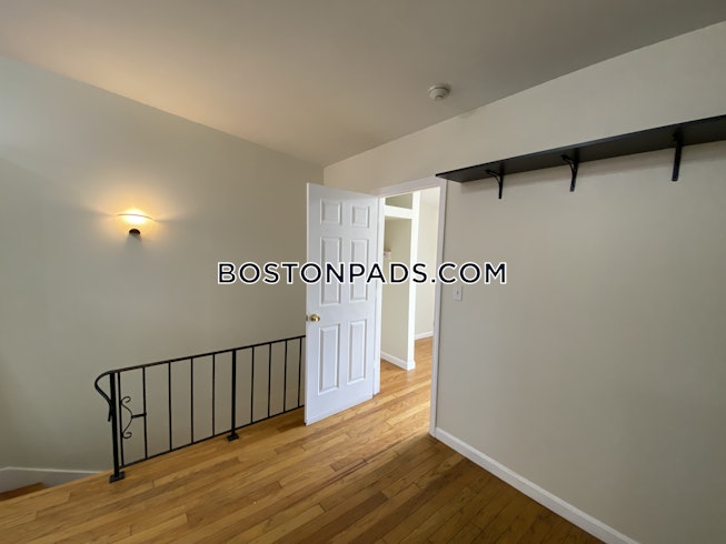 Boston - $4,200 /mo