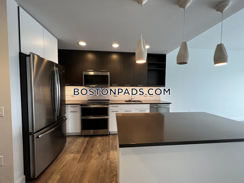 Boston - $3,327 /month