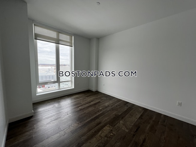 Boston - $2,879 /mo