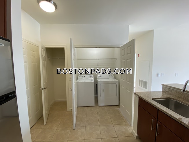 Andover - $2,575 /mo