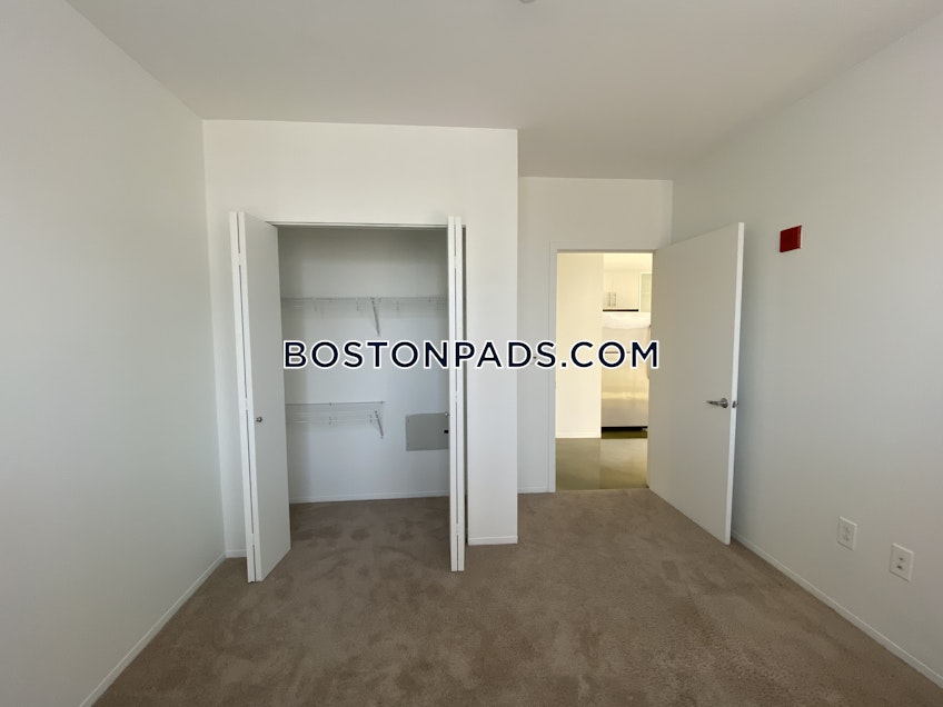 Boston - $4,816 /month