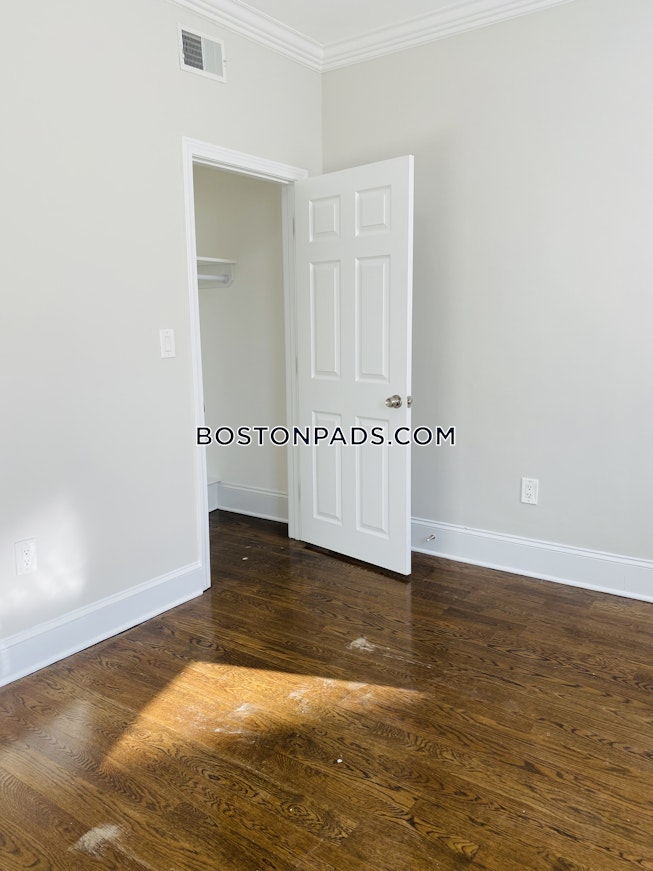 Boston - $3,350 /mo