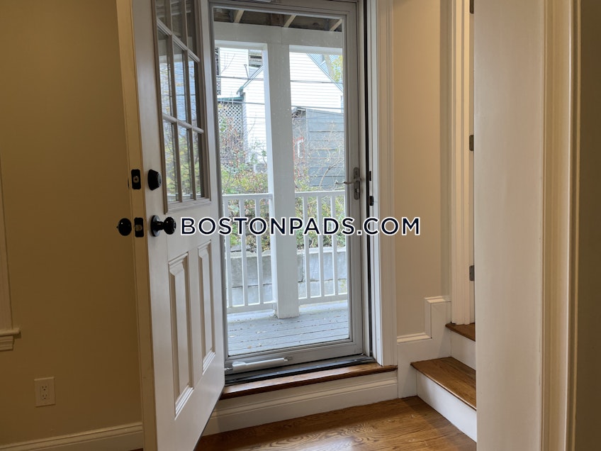 Boston - $3,500 /month