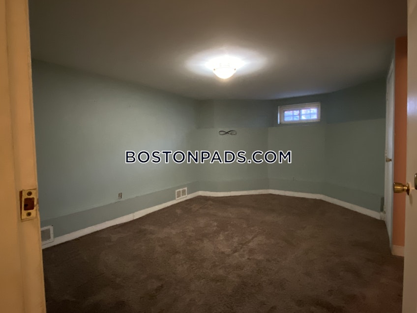 Boston - $5,500 /month