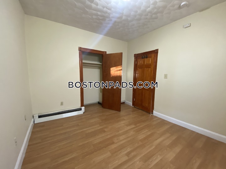 East Cottage St. Boston picture 27