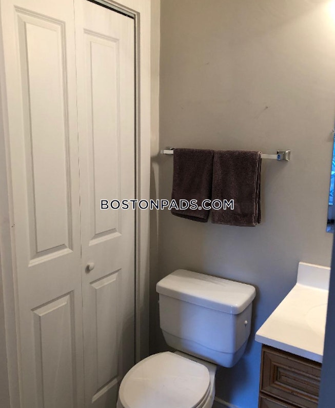 Boston - $2,850 /mo