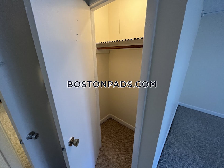 Boston - $2,200 /month