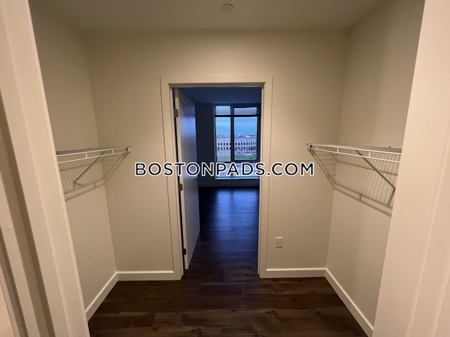 Boston - $3,781 /mo