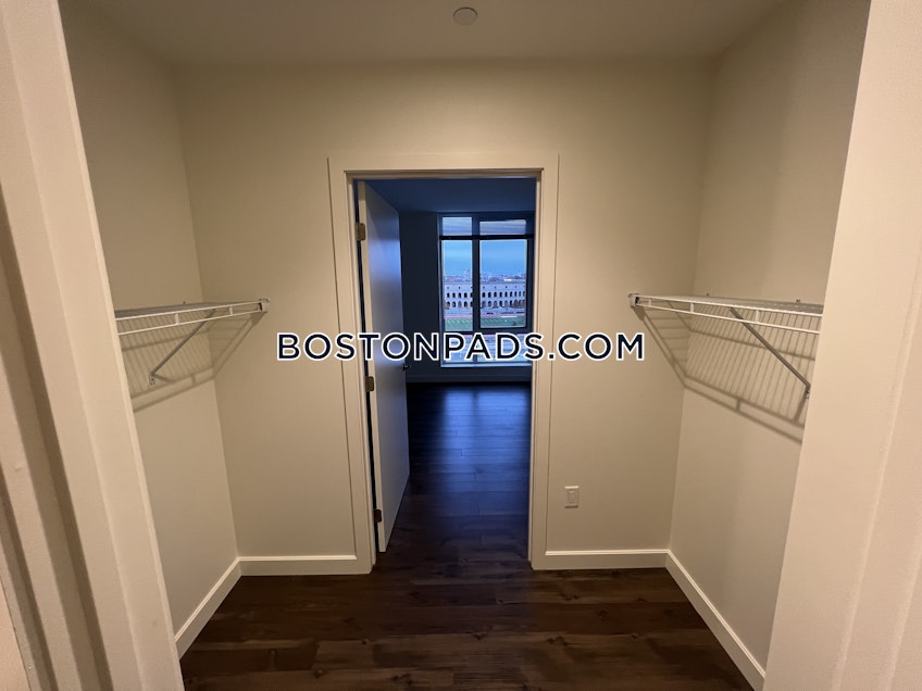 Boston - $3,781 /month