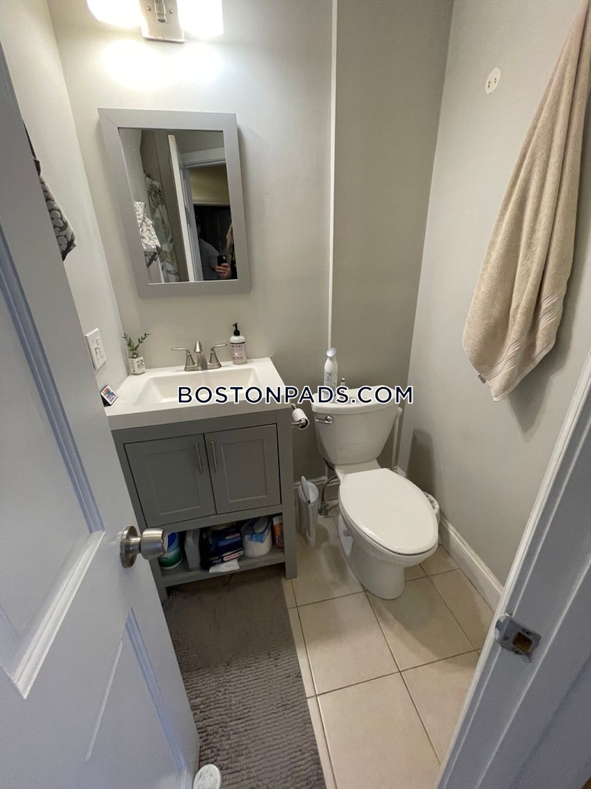 Boston - $4,600 /month