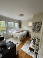 Boston - $4,600 /month