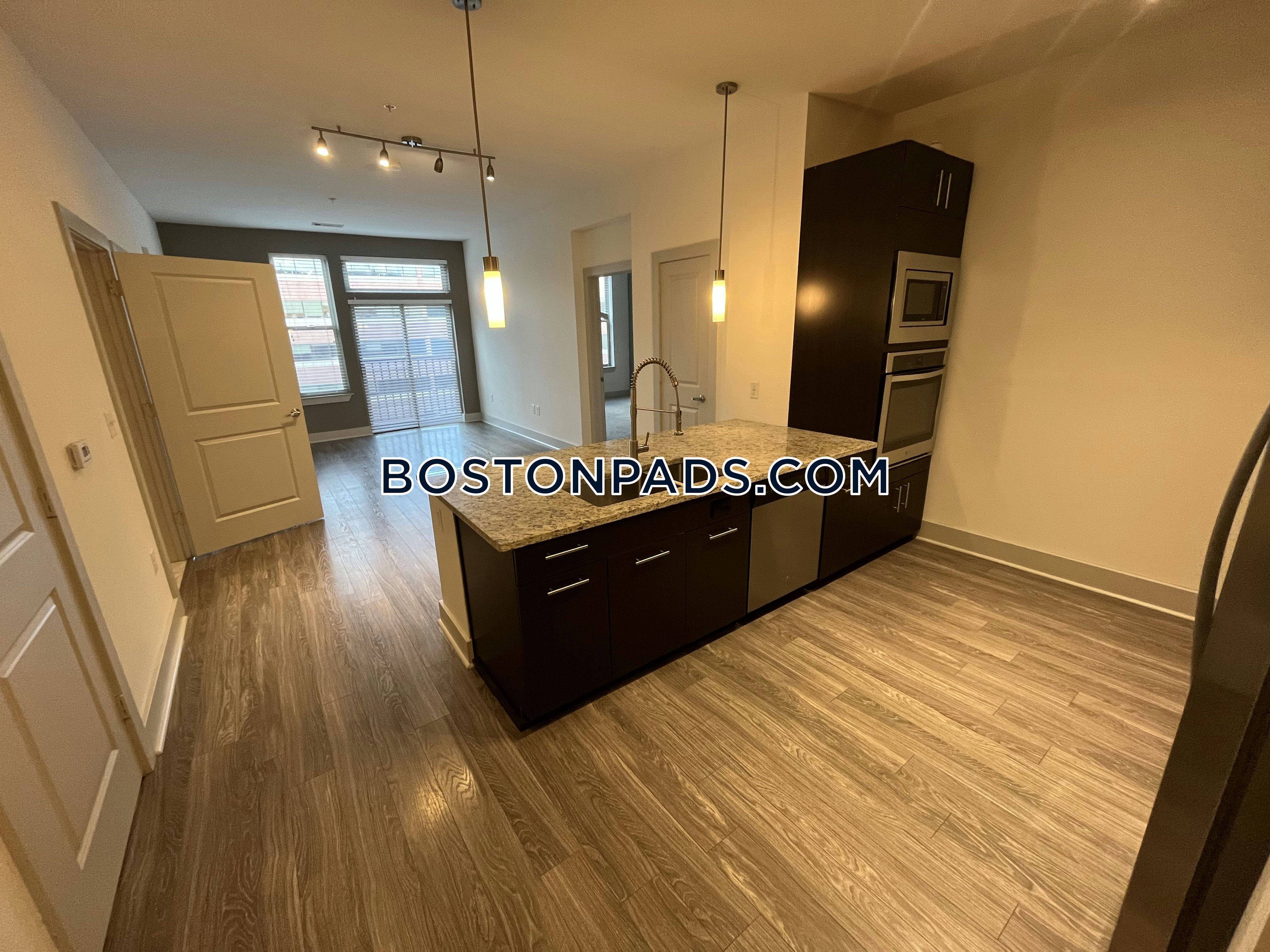 Cambridge - $3,642