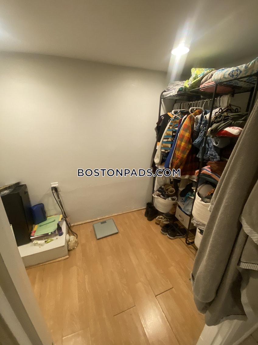 Boston - $4,600 /month