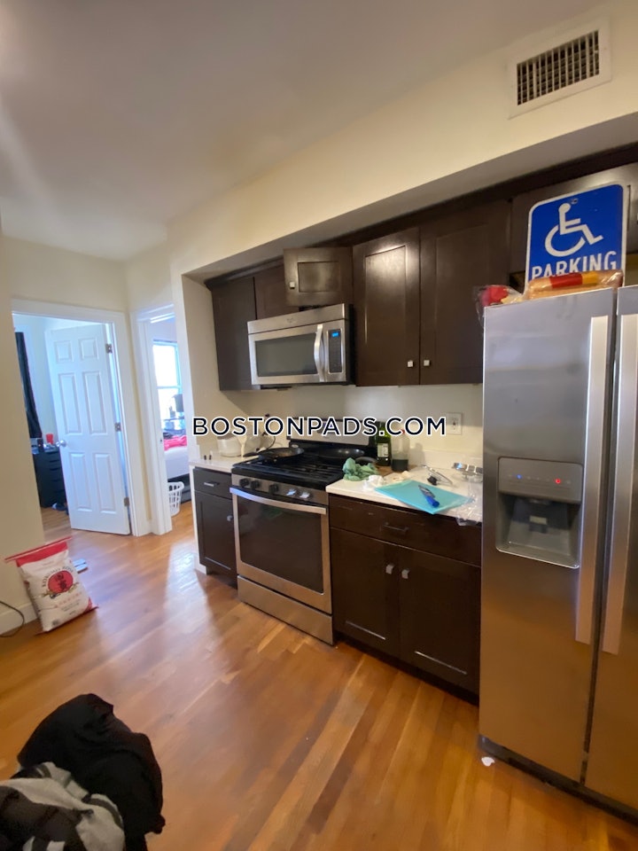 mission-hill-apartment-for-rent-4-bedrooms-2-baths-boston-4750-4467682 