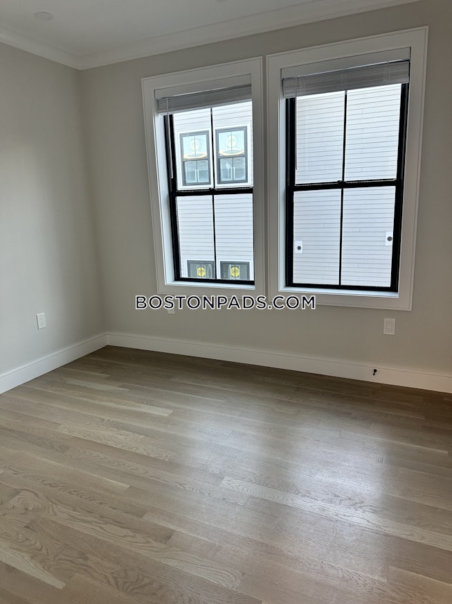 Boston - $5,000 /mo