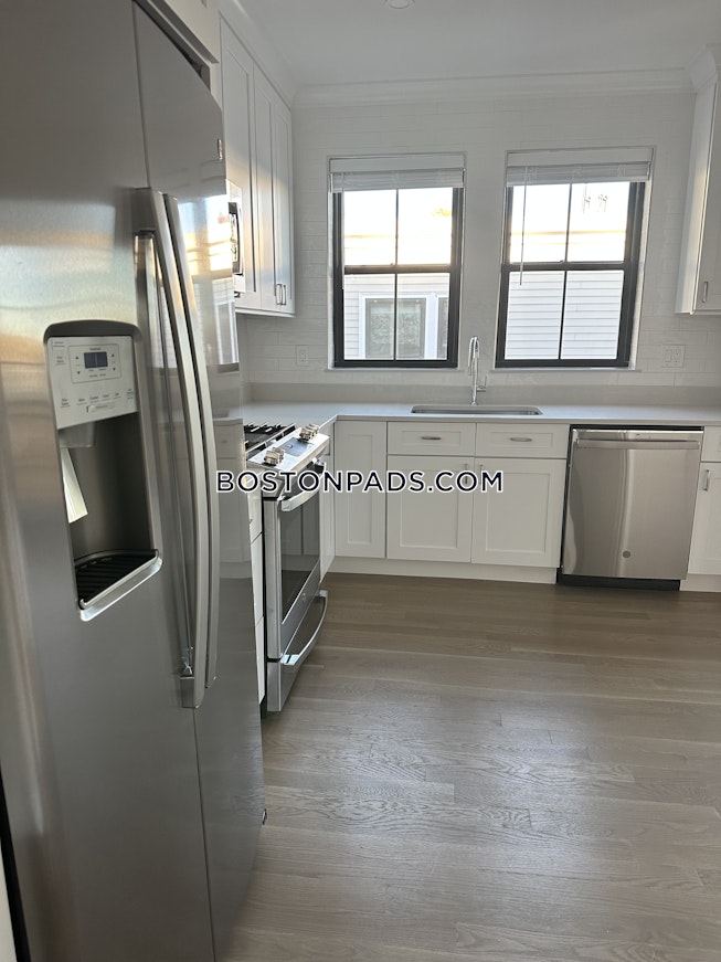 Boston - $5,895 /mo