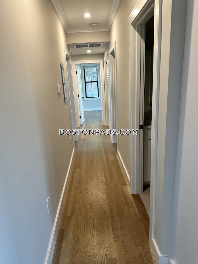 Boston - $5,895 /mo