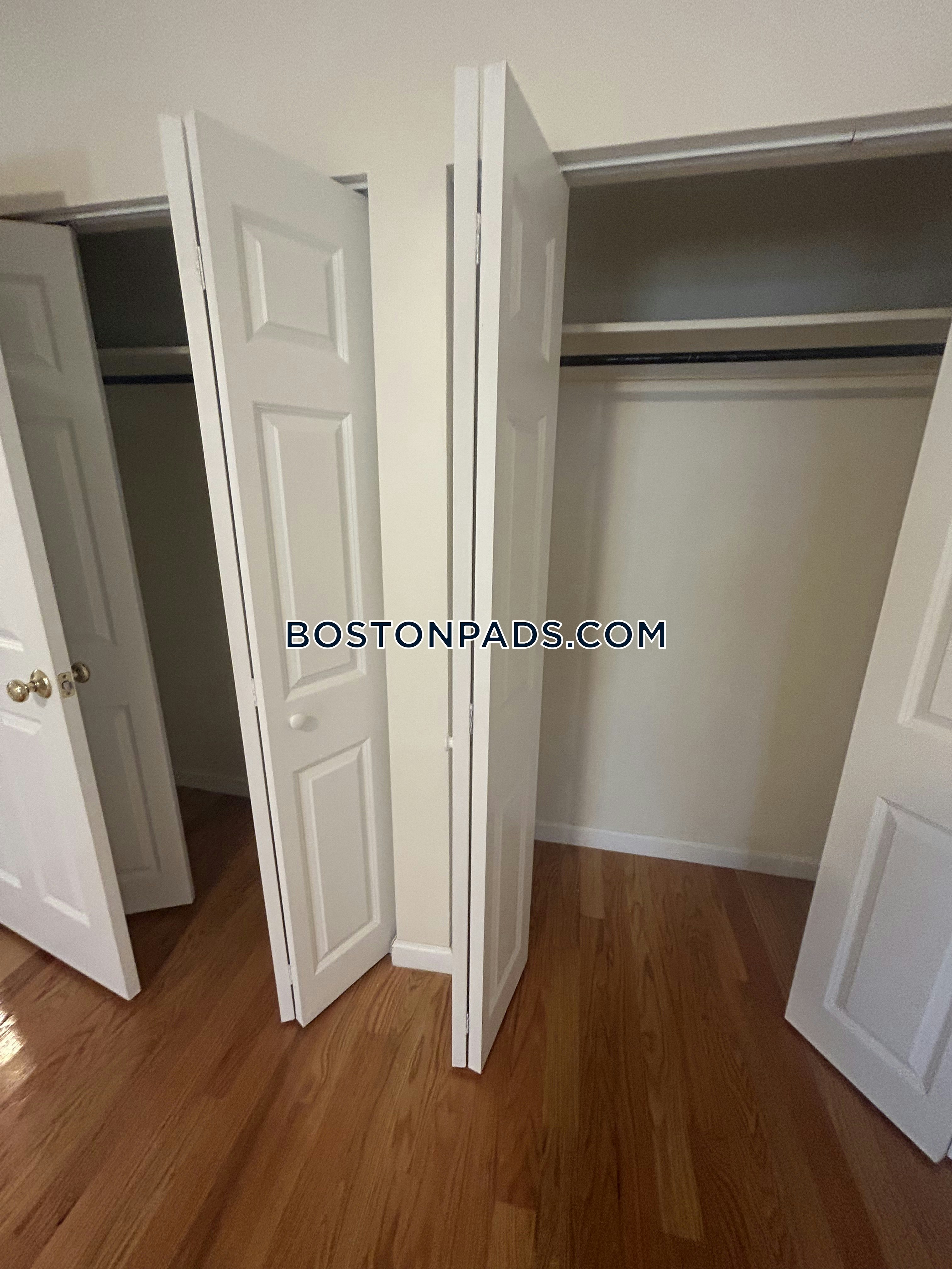 Boston - $2,900