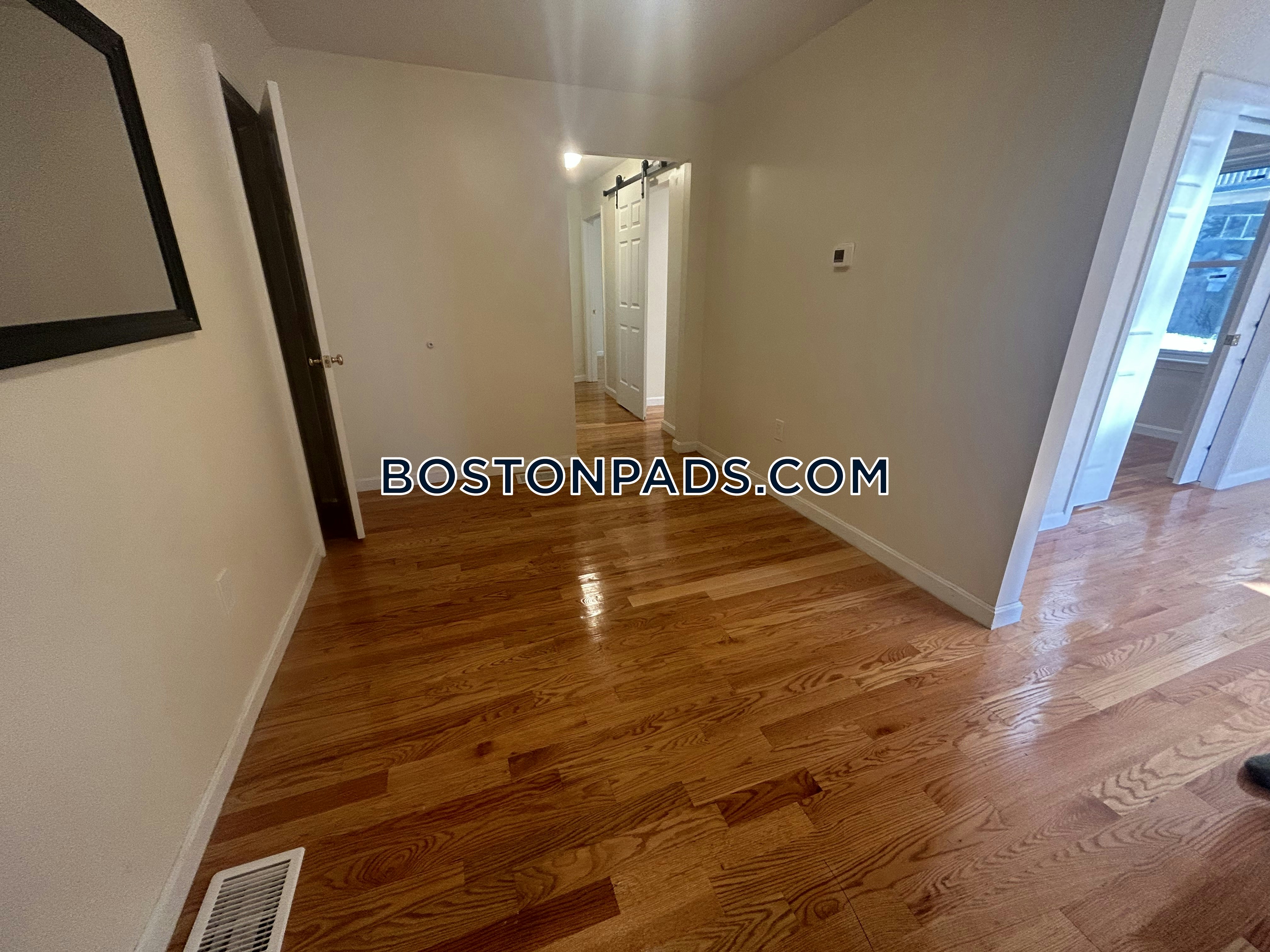 Boston - $2,900