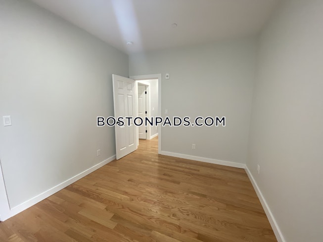 Boston - $6,400 /mo