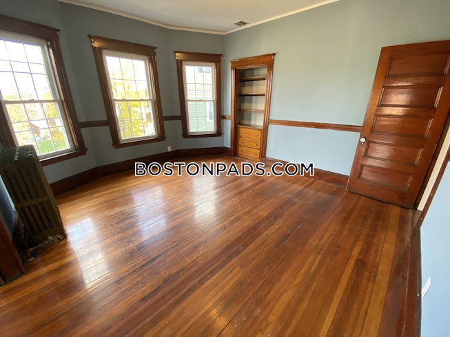 Brookline - $6,800 /mo