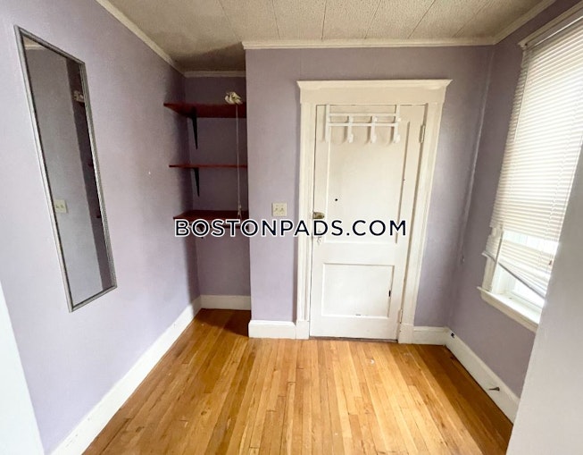 Boston - $3,400 /mo