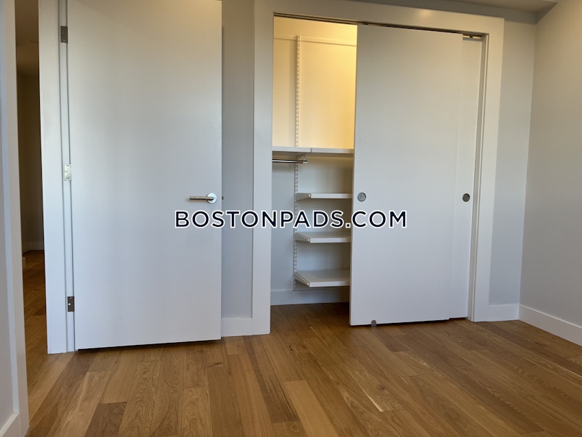 Boston - $2,775 /month