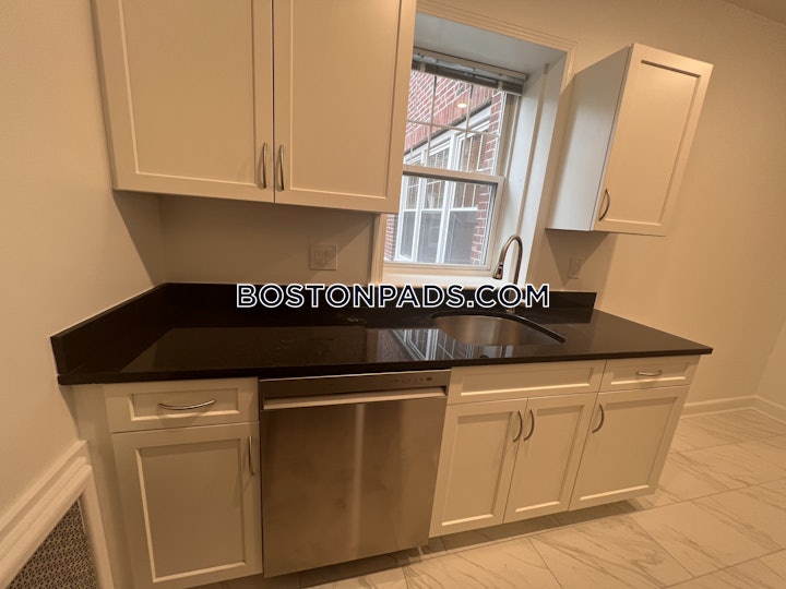 brighton-1-bed-1-bath-boston-2975-4537418 