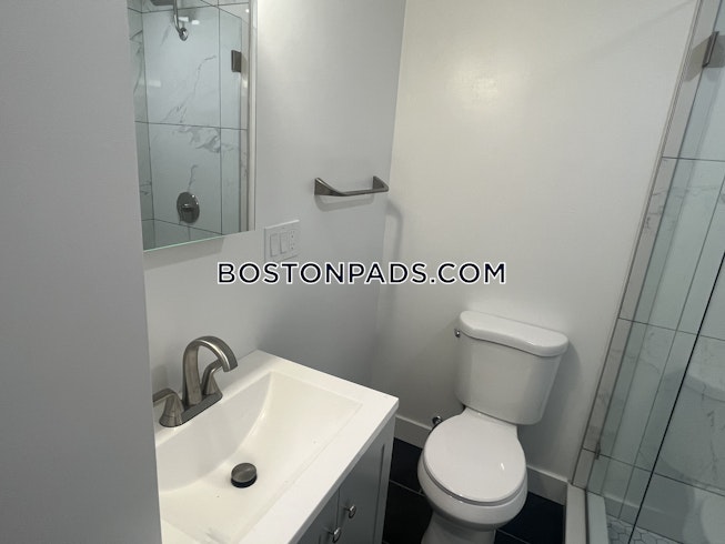 Boston - $2,950 /mo